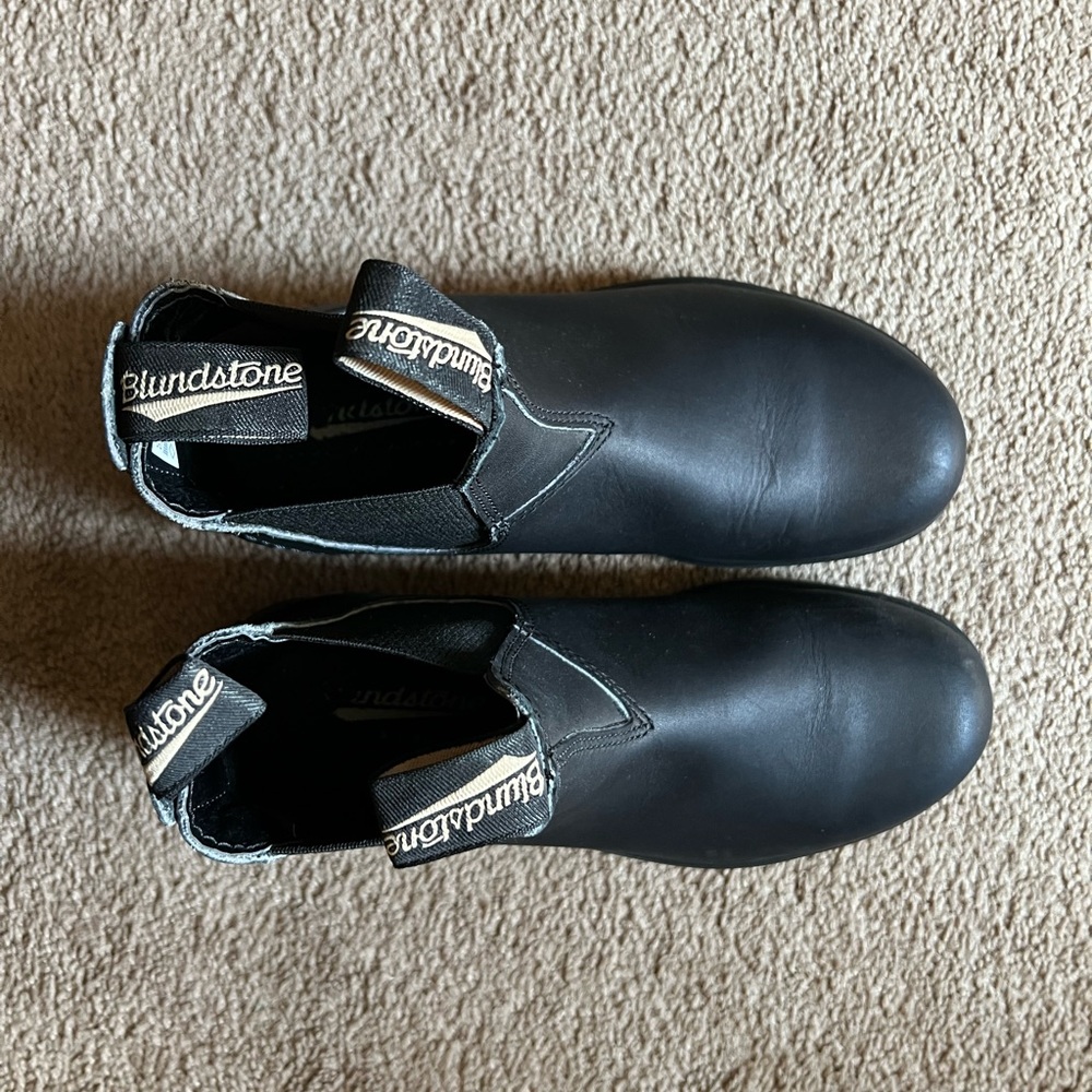 Bloodstone boots